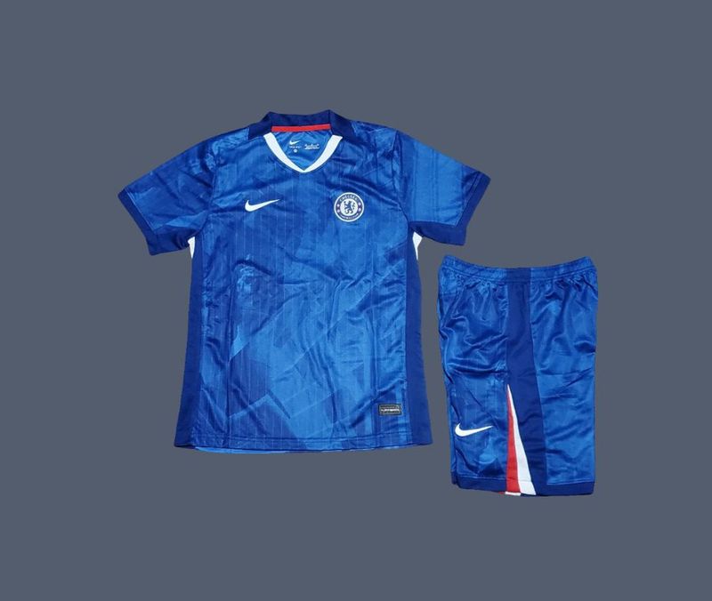 Chelsea 25-26 kids home jersey (full kit)