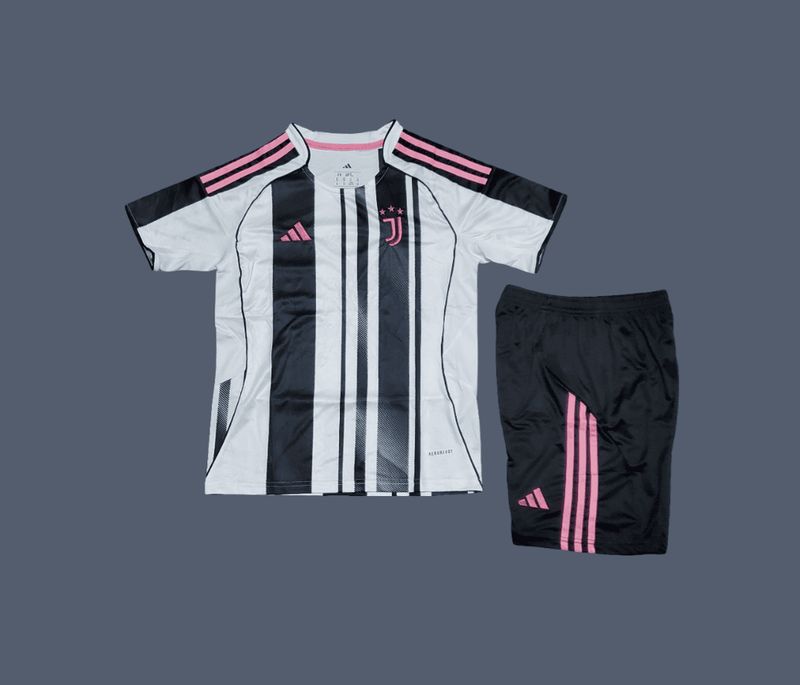 Juventus 25-26 kids home jersey (full kit)