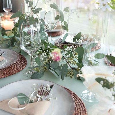 Zusatzelement: Zweige als Tischdeko