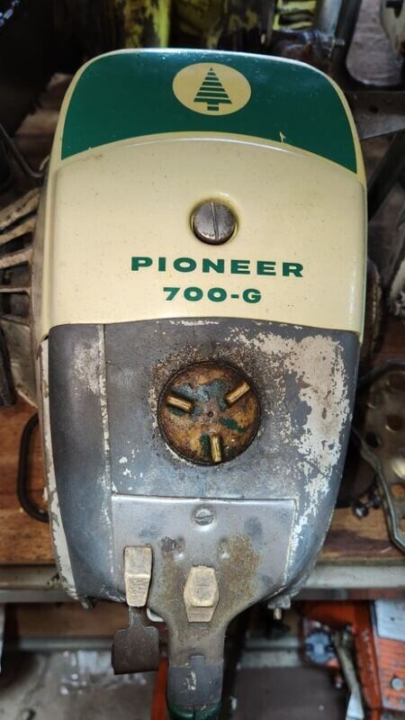 Pioneer Chainsaw Graphics