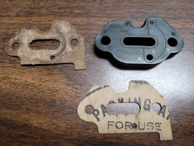Early McCulloch Carb Spacer Gasket 65672