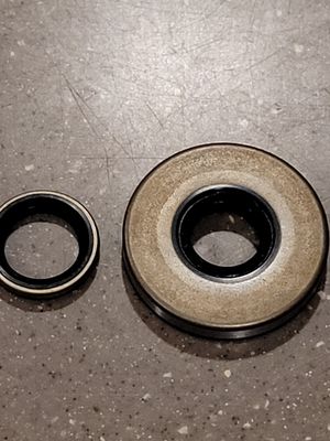 McCulloch Crank Seal Kit