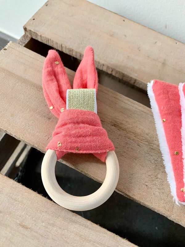 Hochet bebe en double gaze oeko- tex