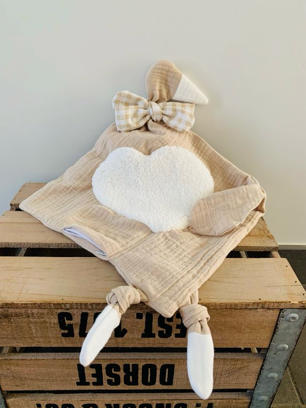 Doudou Oie Personnalisée – Grand Doudou Bébé en Double Gaze Bio avec Emplacement Bola