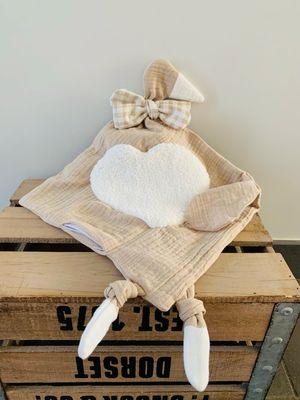 Doudou Oie Personnalisée – Grand Doudou Bébé en Double Gaze Bio avec Emplacement Bola