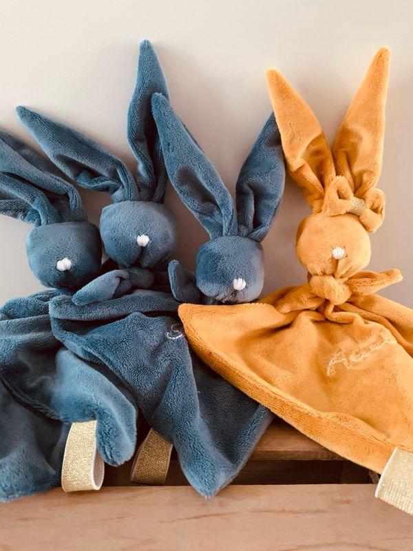 Doudou lapin minky doux bio