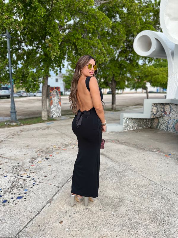 Back Ribbon Maxi Dress