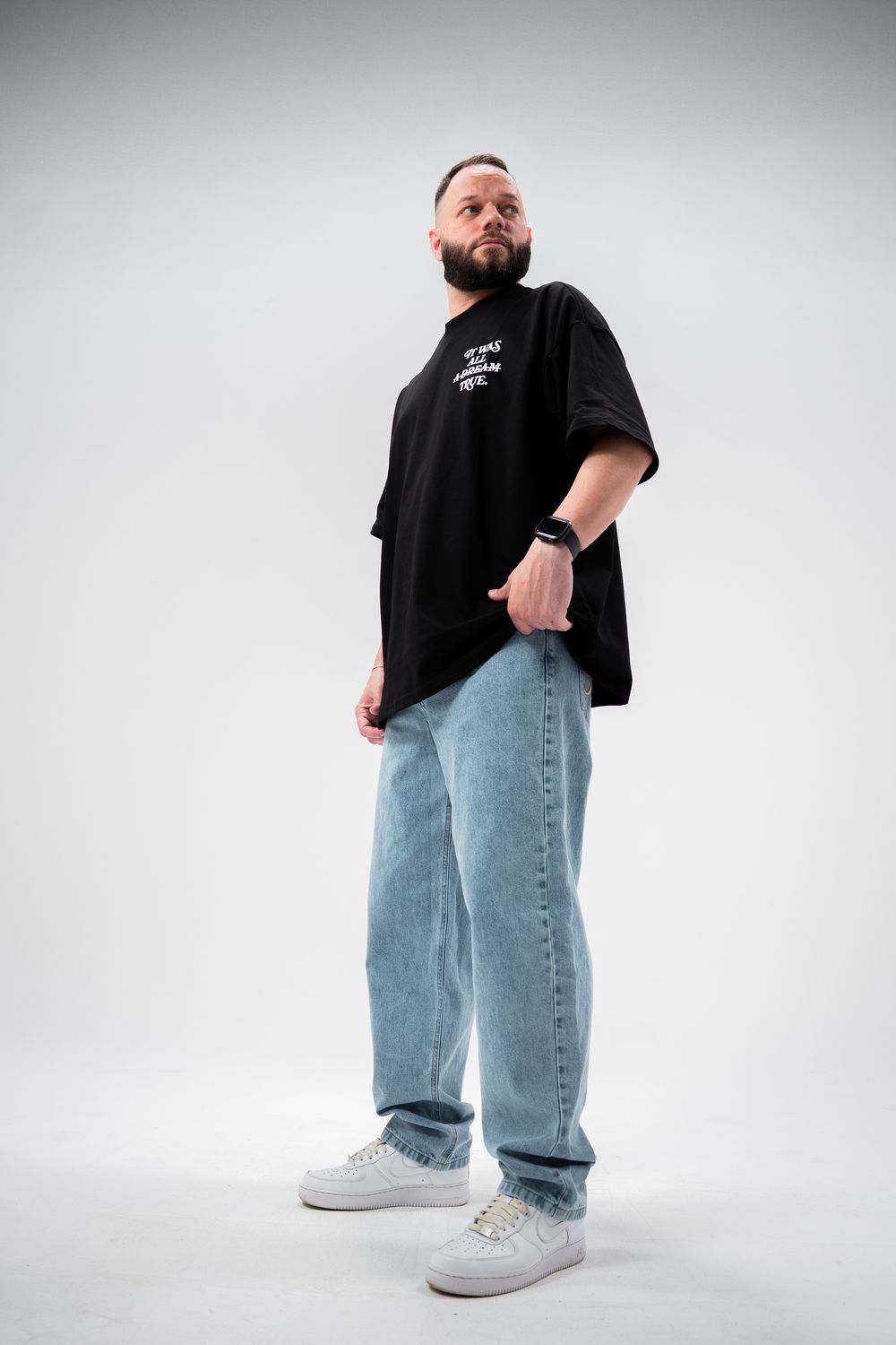 TRUE Straight Leg Jean