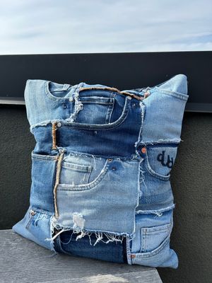 Pocket Scoop Pillow