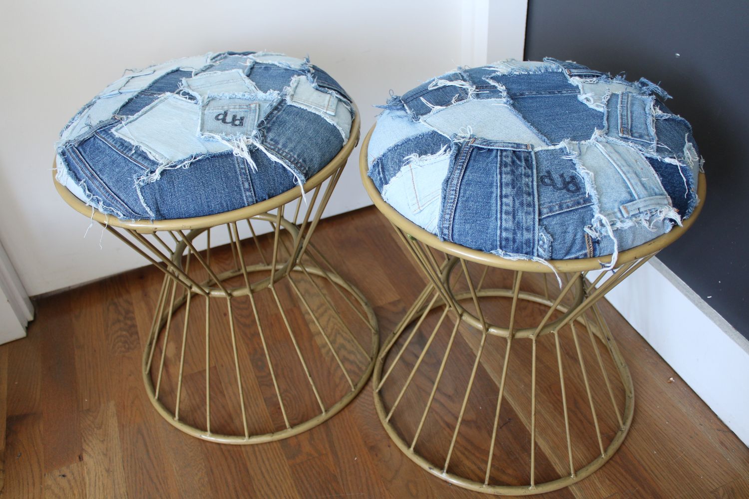 Set of 2 Ottomans