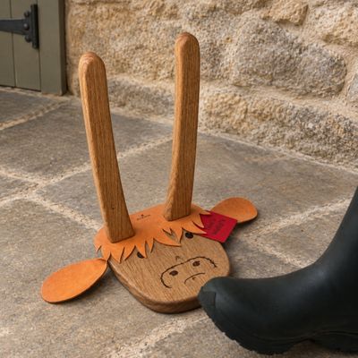 Bootsie Boot Stand - Highland Cow