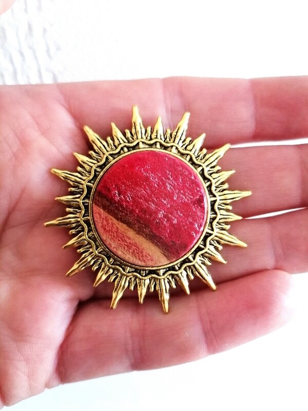 Broche