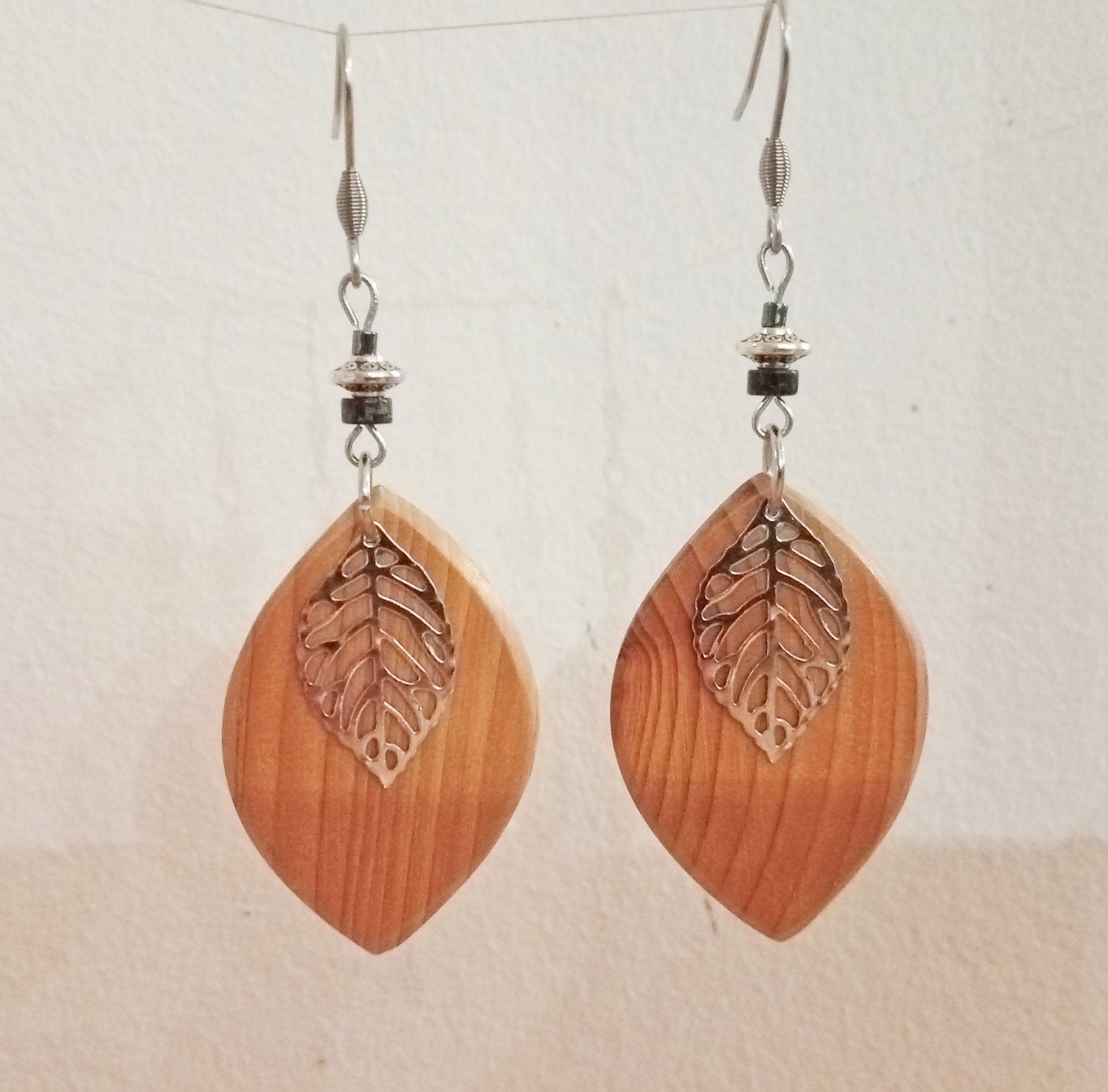 Boucles d'oreilles feuilles argentées