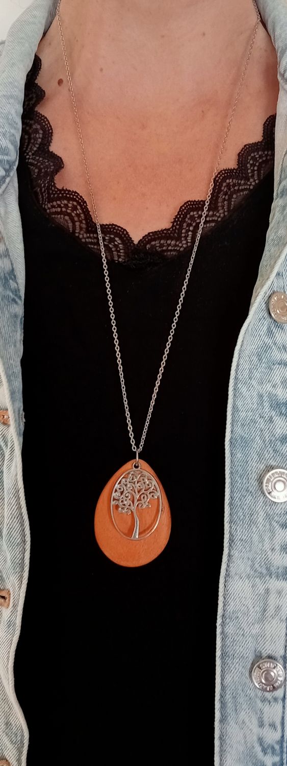 Sautoir arbre orange