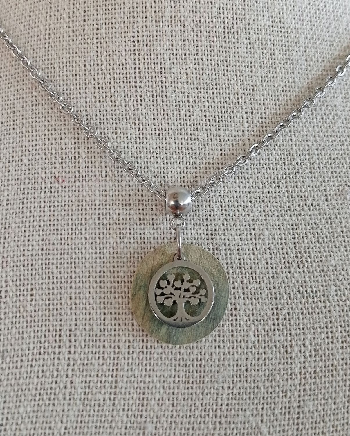 Collier arbre vert