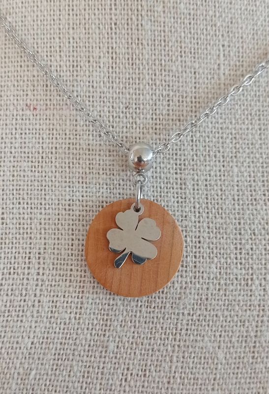 Collier trèfle