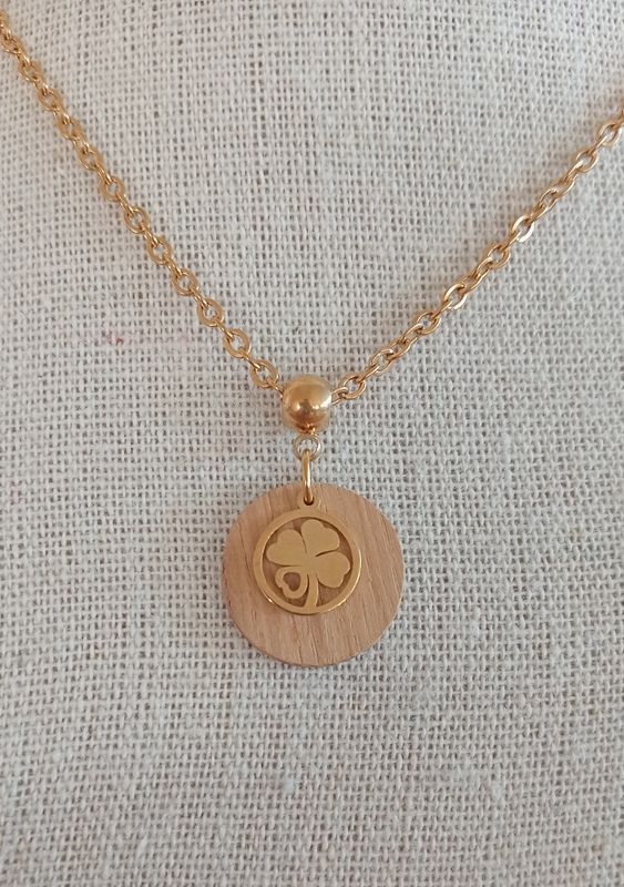 Collier trèfle