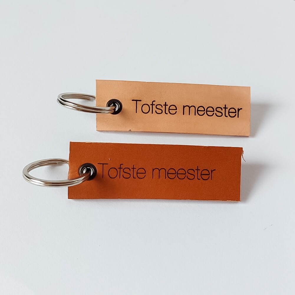 Sleutelhanger leer met gravure