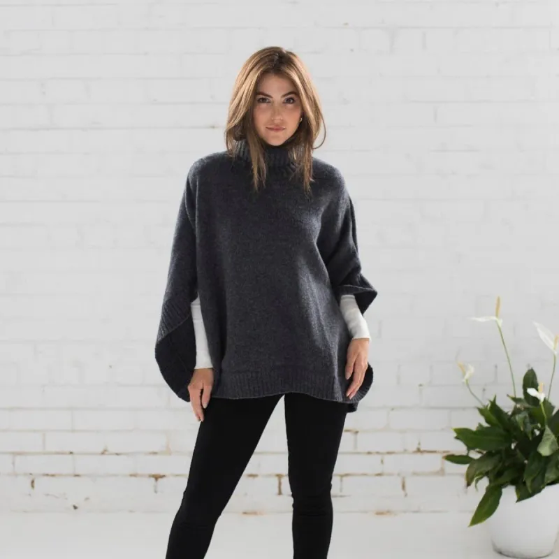 LORNA LAMBSWOOL PONCHO