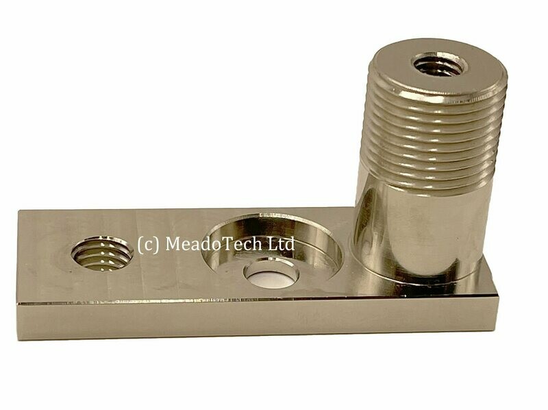 Dual Insert Battery terminal for sealed battery enclosures and panel mounts