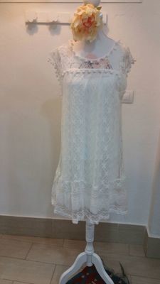 Vestido de Encaje Paula Echeverria