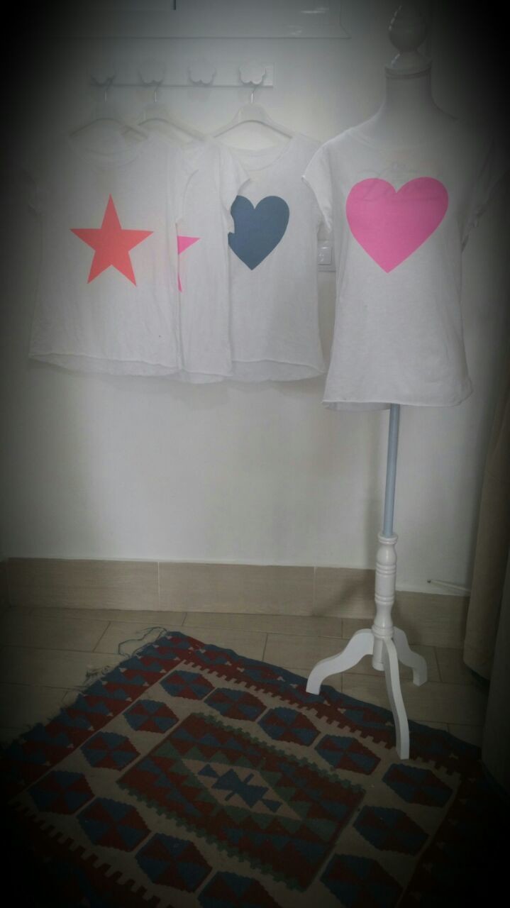 Camisetas de Corazón y Estrellas