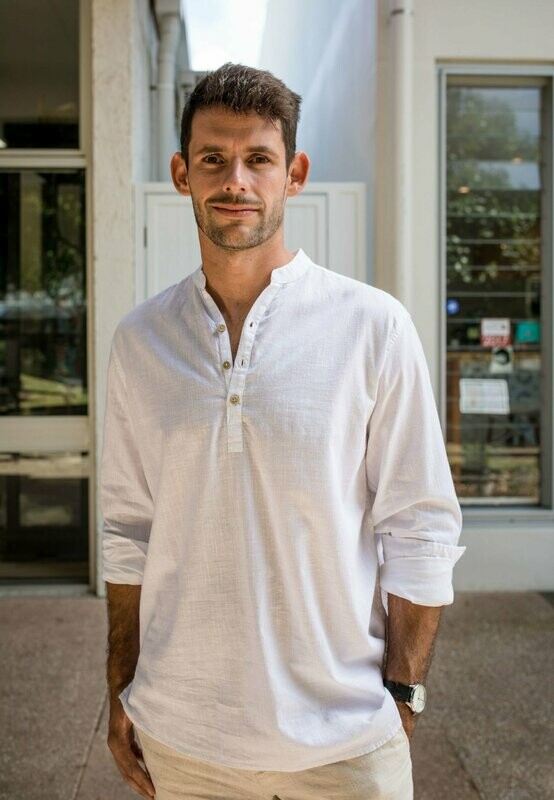 Long Sleeve Shirt 3/button crew neck. White