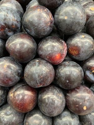 Plums, Small 500G Pack