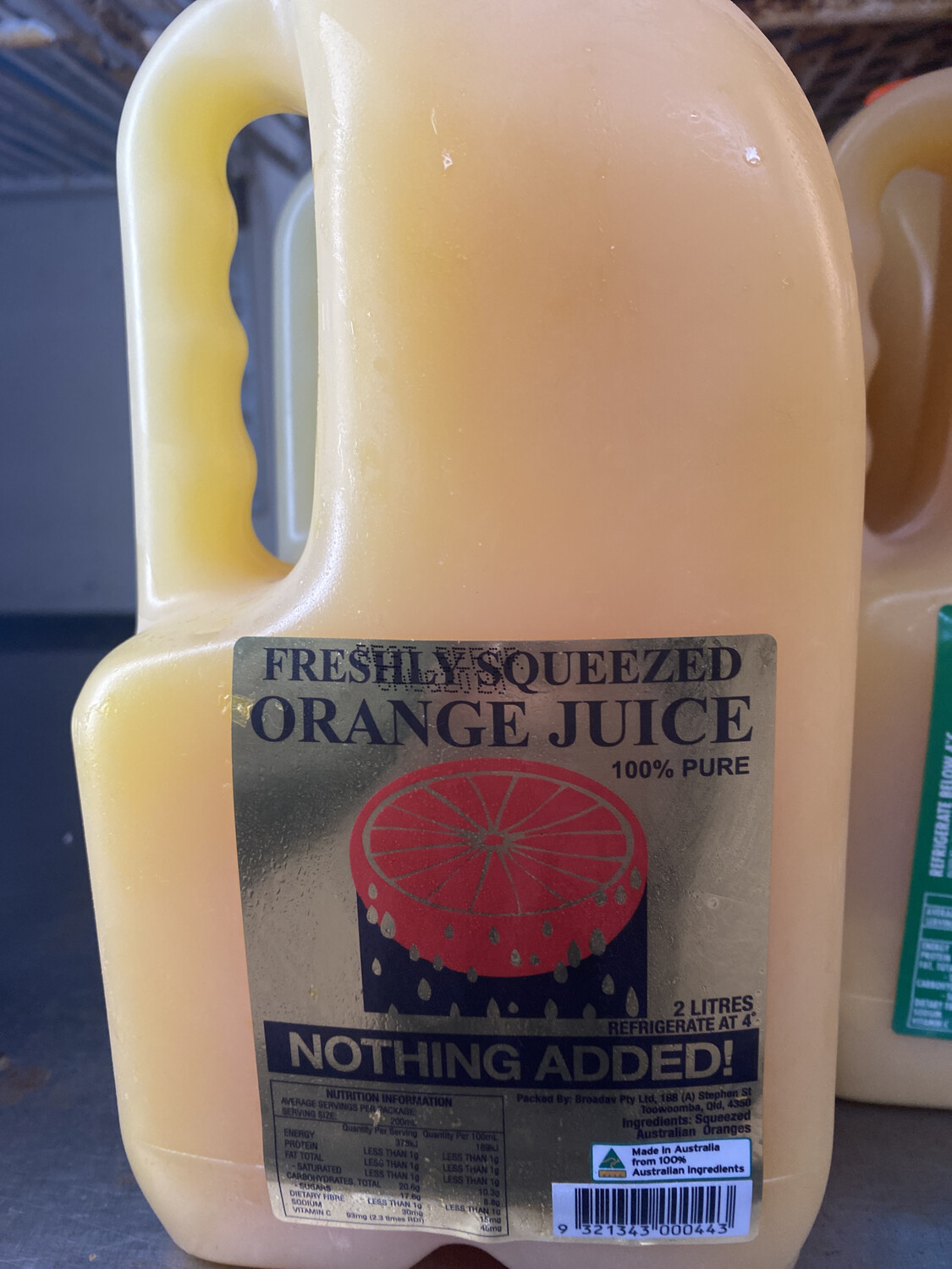 100% Pure Freshly Squeezed Orange Juice 2L