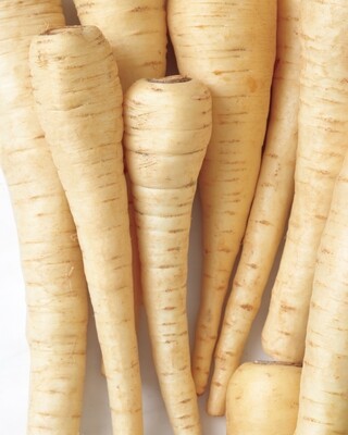 Parsnips Premium, Tray (400 Grams)