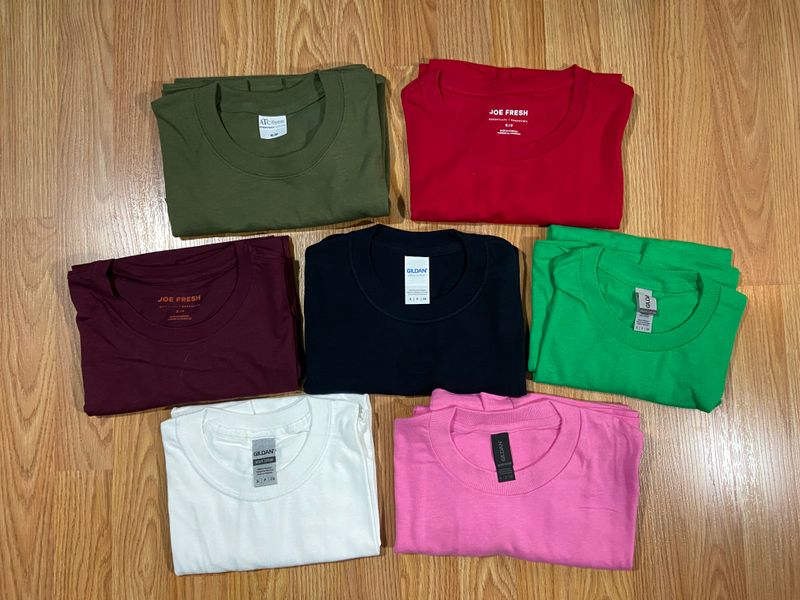 In Stock Custom T-Shirt (Unisex S)