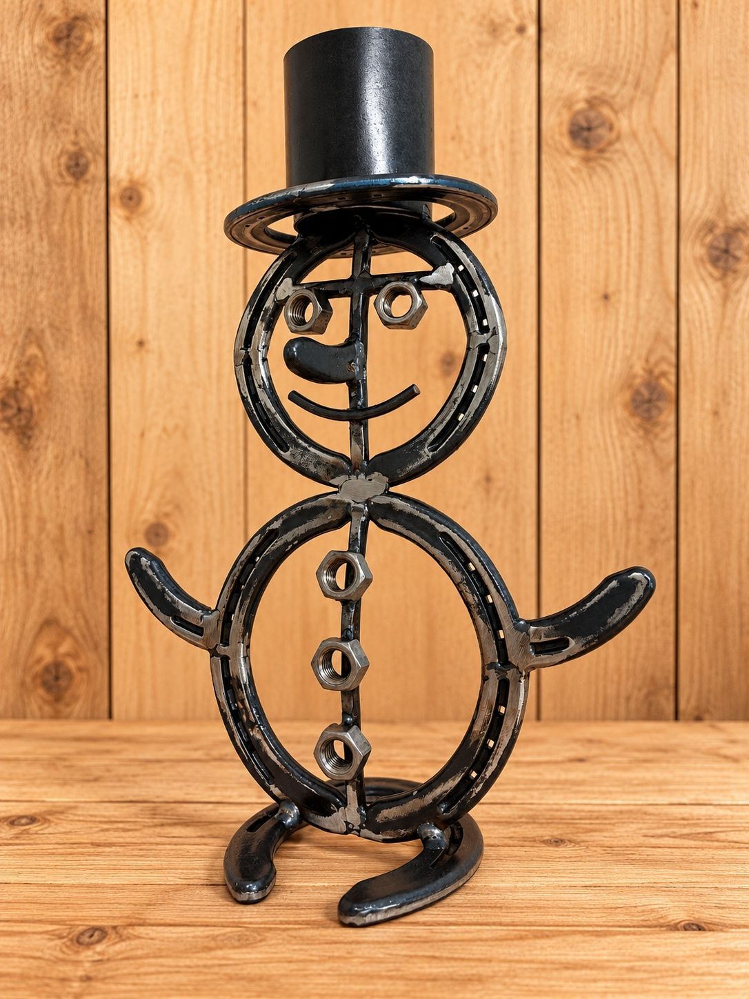 Schneemann aus Hufeisen