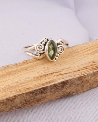 Natural Peridot AAA+Quality Gemstone Ring 925-Sterling Solid Silver Ring,Girls Ring Finger Ring,Engagement Ring,Gift For Her