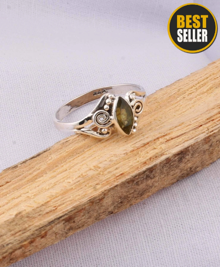 Natural Peridot AAA+Quality Gemstone Ring 925-Sterling Solid Silver Ring,Girls Ring Finger Ring,Engagement Ring,Gift For Her