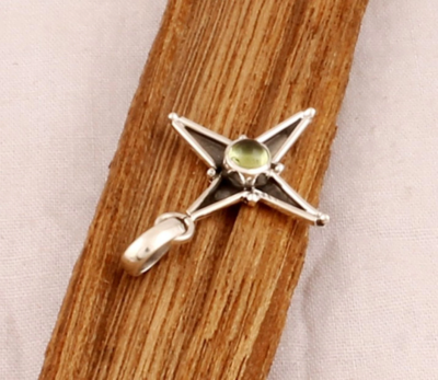 Natural Peridot Pendant - 925 Sterling Silver Pendant - Designer Four Pointed Star Pendant -Handmade Antiqued Silver Jewelry