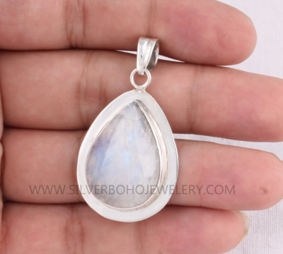 Natural Rainbow Moonstone Top Quality Gemstone Pendant Top Rare Stone Boho Pendant 925-Antique Silver Pendant, Wedding Pendant Gift For Her