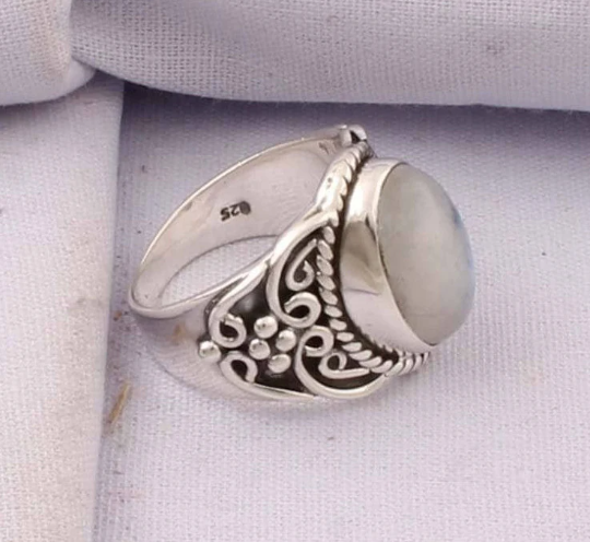 Rainbow Moonstone Top Quality Gemstone Ring 925-Sterling Silver Ring,Antique Silver Ring,Engagement Ring,Middle Finger Ring Gift For Her