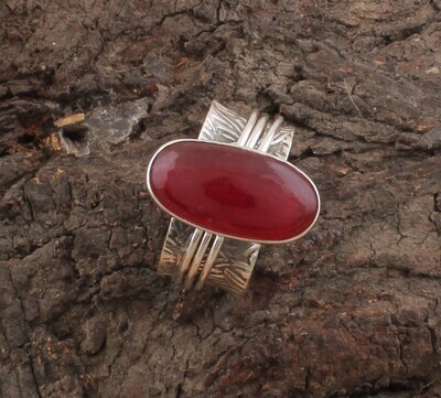 925 Sterling Silver Ruby Jade Spinner Ring - Hand Carved Oval Shape Gemstone Spinner Ring - Handmade Jewelry - Women Jewelry - Gift For Her