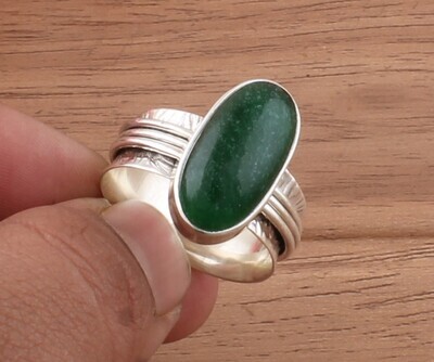 925 Sterling Silver Green Jade Spinner Ring - Hand Carved Oval Shape Gemstone Spinner Ring - Handmade Jewelry - Women Jewelry - Gift Idea