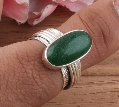 925 Sterling Silver Green Jade Spinner Ring - Hand Carved Oval Shape Gemstone Spinner Ring - Handmade Jewelry - Women Jewelry - Gift Idea