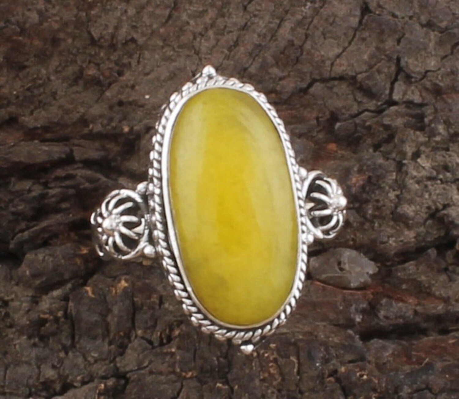 925 Sterling Silver Yellow Jade Oval Shape Gemstone Ring / Designer Rope Ring / Engagement Ring / Weddings Gifts For Her