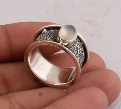 Beautiful Moonstone AAA+Quality Gemstone Ring 925-Antique Silver Ring,Middle Finger Ring,Cabochon Ring,925-Sterling Silver Ring,Gift Ring