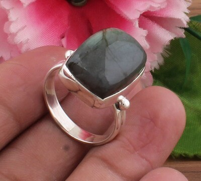 Amazing Natural Labradorite Quality Gemstone Ring / Baguette Blue Fire Stone Ring / 925 Sterling Silver Ring / Antique Silver Ring / Index Finger Ring For Gifts For Her