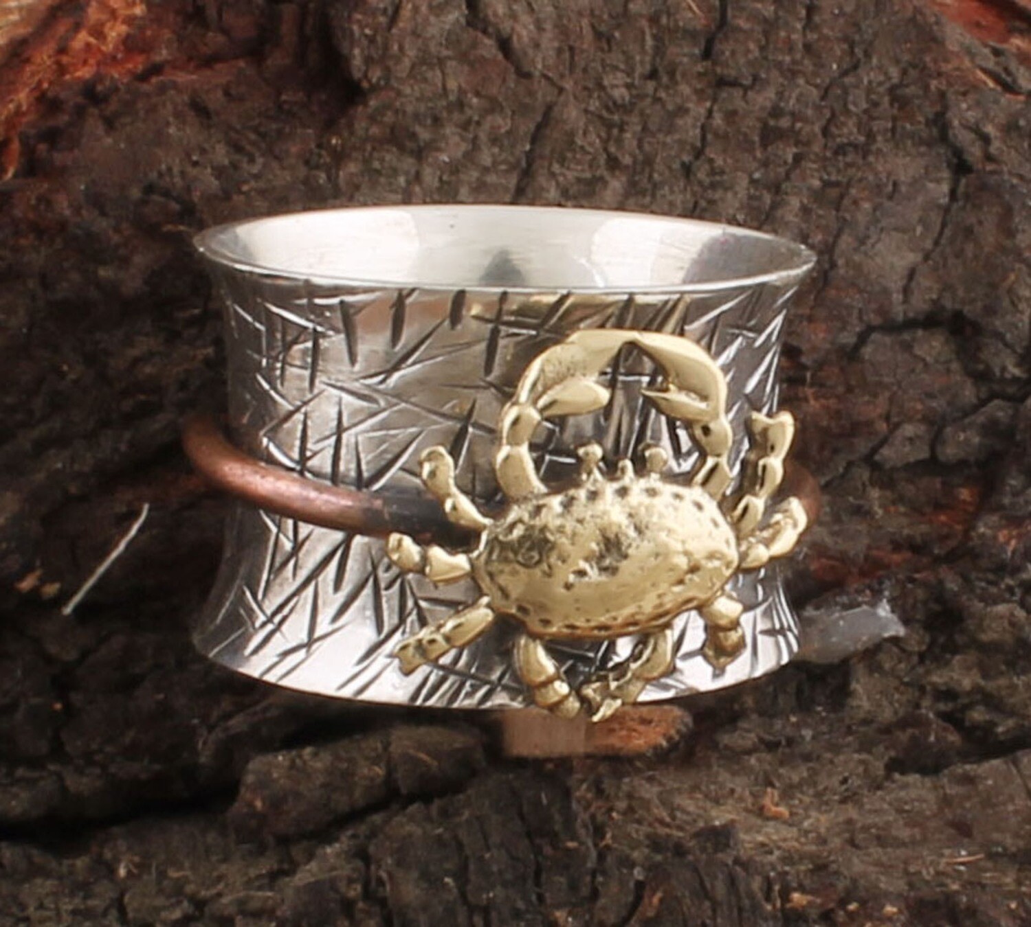 Crab Three Tone AAA+Quality 925 Sterling Silver &amp; Brass Meditation Spinner Ring - Handmade Carved Band Ring - Designer Crab Worry Ring For Women Gifs Idea