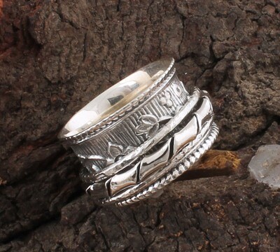 Amazing Flower 925 Sterling Solid Silver Spinner Band Ring / AAA Quality Boho Ring / Antique Designer Silver Ring / Thumb Ring / Silver Band Ring Ecwid Cyber-2022 BOHO SILVER Amazing Flower 925 Sterling Solid Silver Spinner Band Ring / AAA Quality Boho Ring / Antique Designer Silver Ring / Thumb Ring / Silver Band Ring Ecwid Cyber-2022 BOHO SILVER