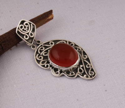 Natural Beautiful Red Onyx Top Quality Gemstone Pendant 925-Sterling Silver Pendant Boho Pendant,Oval Pendant,Antique Silver Pendant