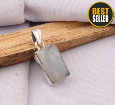 Natural Rainbow Moonstone AAA+Quality Gemstone Pendant Cabochon Fire Stone Boho Pendant 925-Sterling Solid Silver Pendant Gift For Her