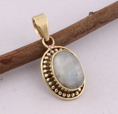 Rainbow Moonstone Top Quality Gemstone Pendant Cabochon Stone Boho Pendant,Yellow Brass Pendant, Fashion Item Jewelry,Wedding Brass Pendant