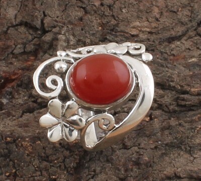Beautiful Flower Natural Red Onyx Oval Gemstone Solid 925 Sterling Silver Ring For Girls / Handmade Silver Designer Ring / For Wedding Gifts Him