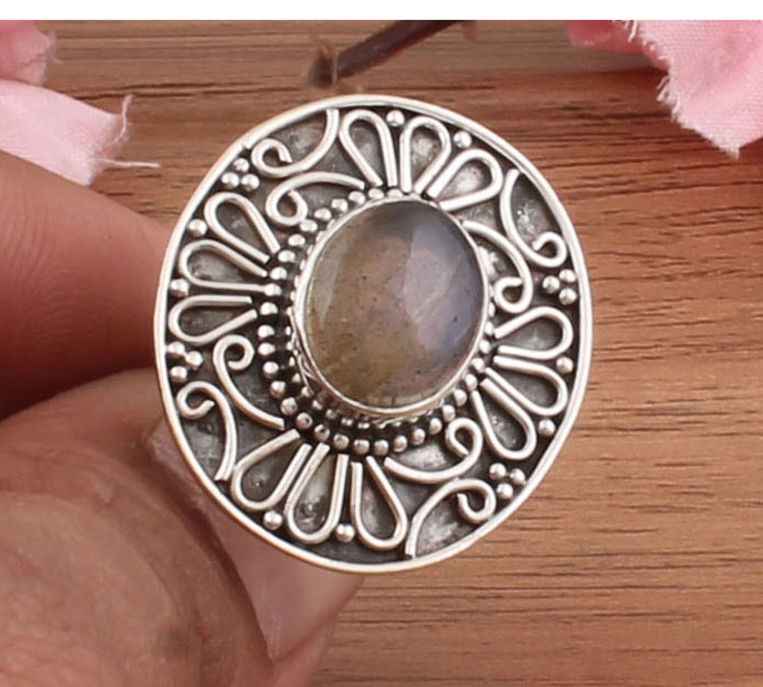 Solid Natural Labradorite Top Quality Gemstone 925 Sterling Silver Ring / Oval Shape Cabochon Leaf Designer Ring / Women Weddings Gifts For Him